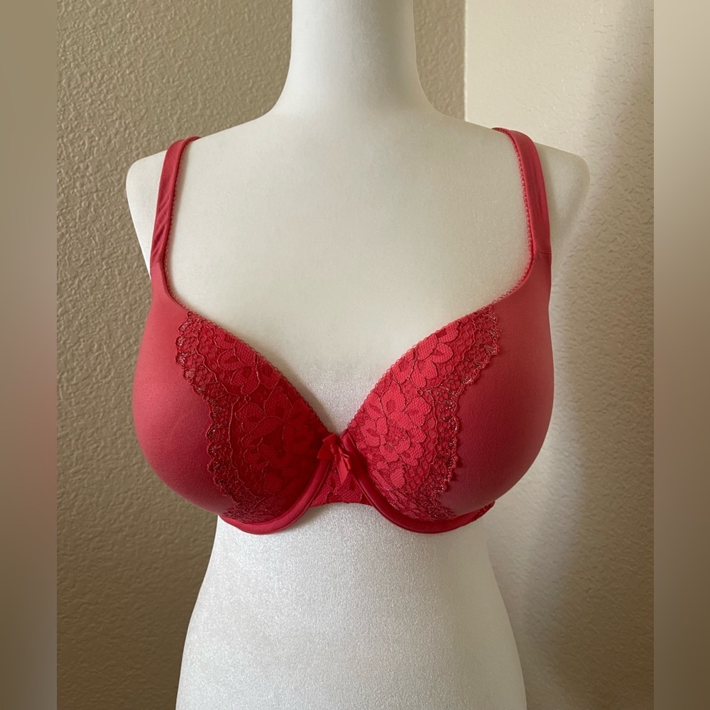 Victoria's Secret Vibrant Pink Body by Victoria Perfect Shape 36DD Bra